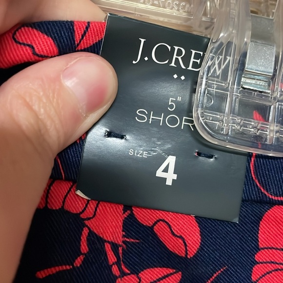 J. Crew size 6 Blue and Red Lobster Print Chino 5” Inseam Shorts with Pockets - Picture 6 of 12